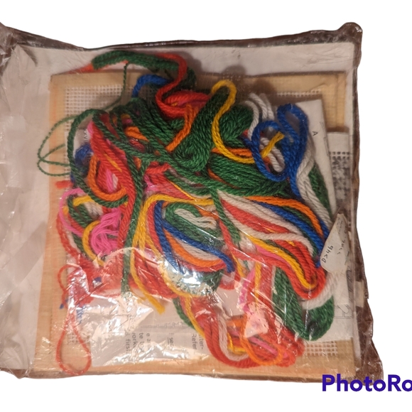 Vtg Jiffy Calico Wreath Needlepoint Christmas Ornament Kit 3D NEW Sunset - Picture 3 of 3